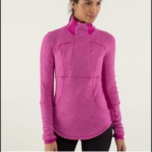 🌟Lululemon Base Runner 1/2 Zip Raspberry Pullover🌟